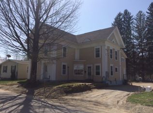 36 Maple St #1, Morrisville, VT 05661