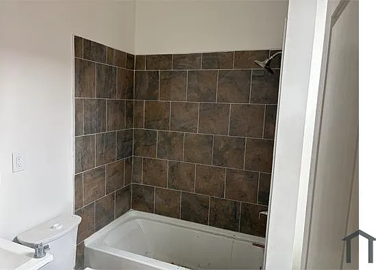 7610 Hamilton Ave #2 — Photo 2