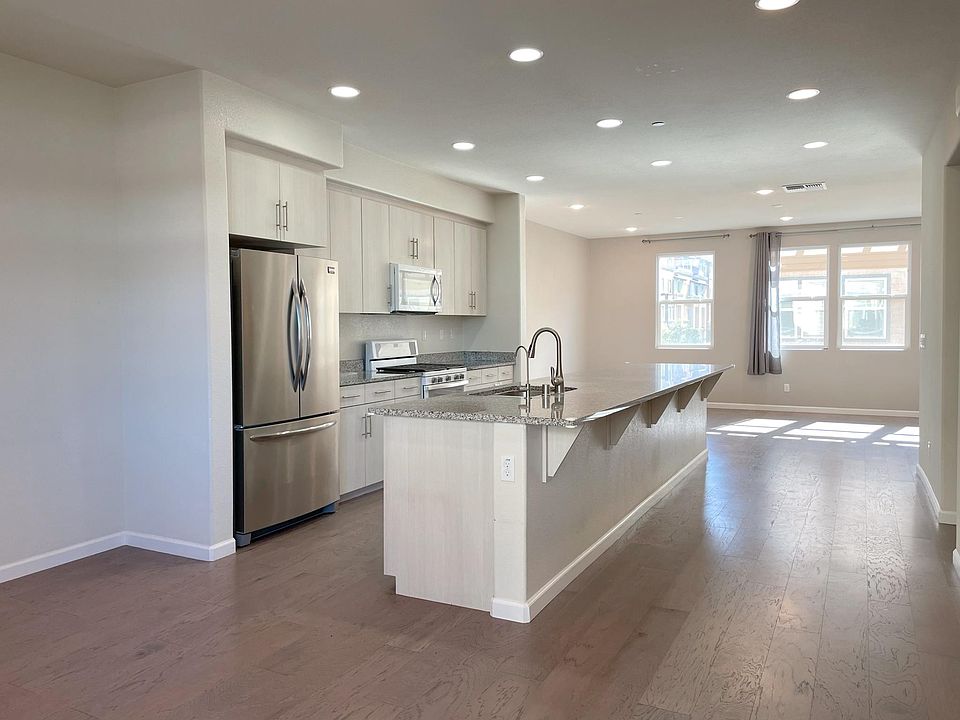 1st image of 5605 Melodia Cir