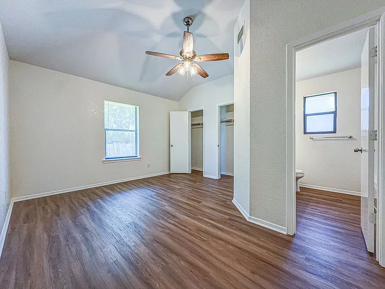 1103 Shanarae Cir — Photo 6