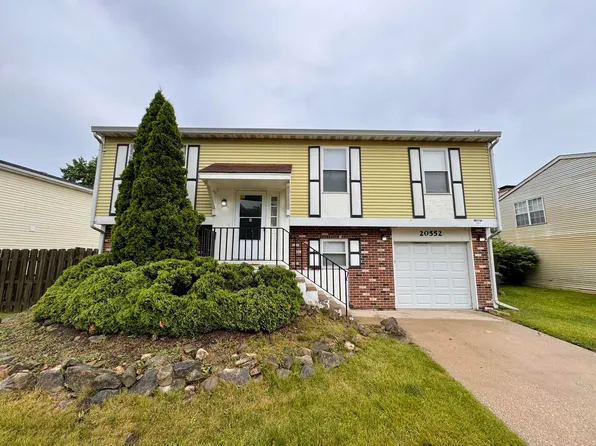 20552 S Frankfort Square Rd, Frankfort, IL 60423