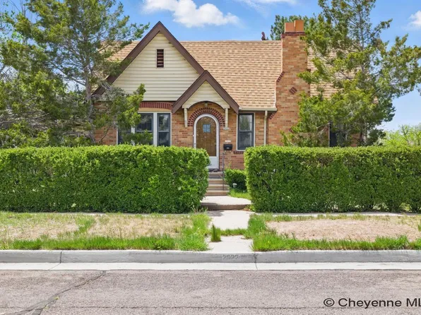2622 Oneil Ave, Cheyenne, WY 82001