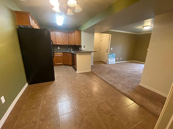 2nd image of 808 E Cedar Pine Ct APT 20