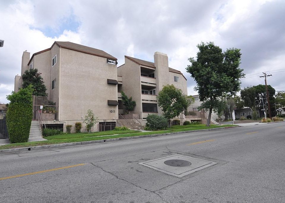 1st image of 1011 E California Ave Unit 203