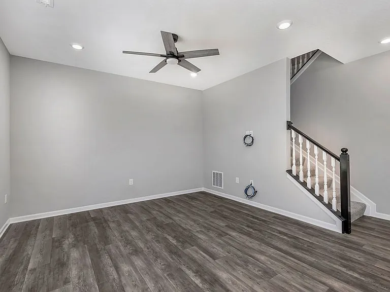 4868 Osprey Pointe Dr — Photo 17