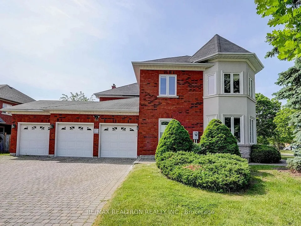62 Brookshill Cres #BASEMENT