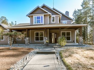 2094 Zylstra Rd, Oak Harbor, WA 98277