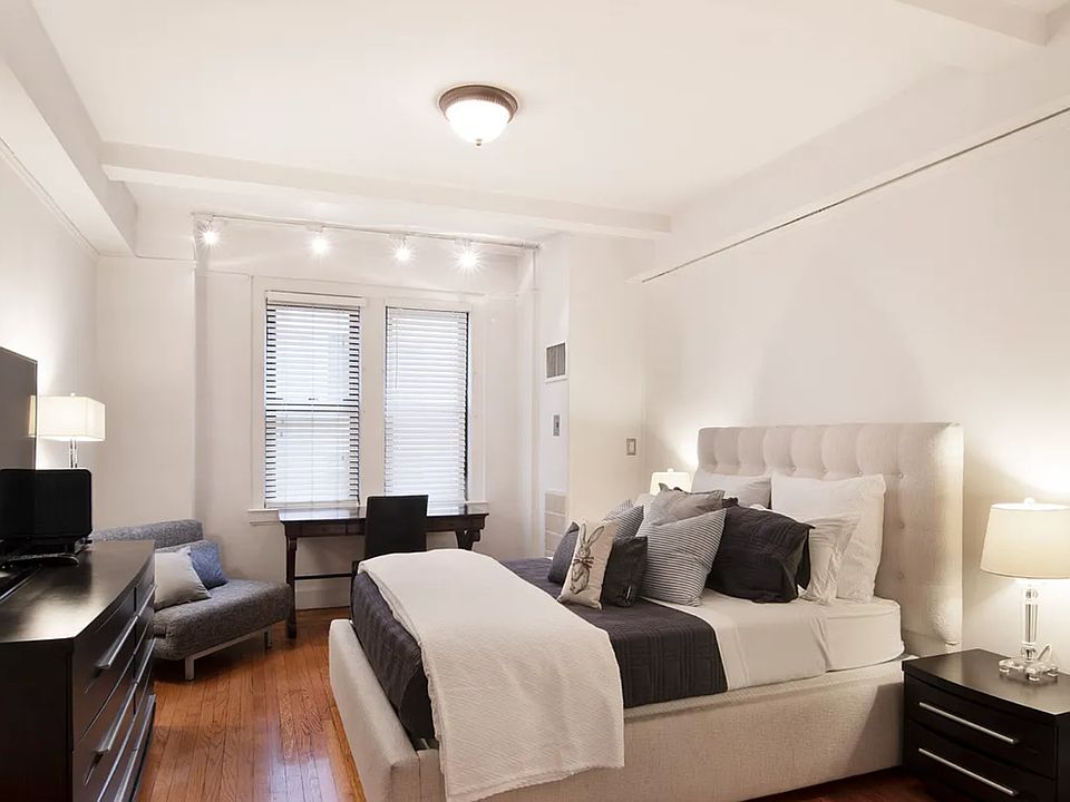 1st image of 145 W 58th St #6B