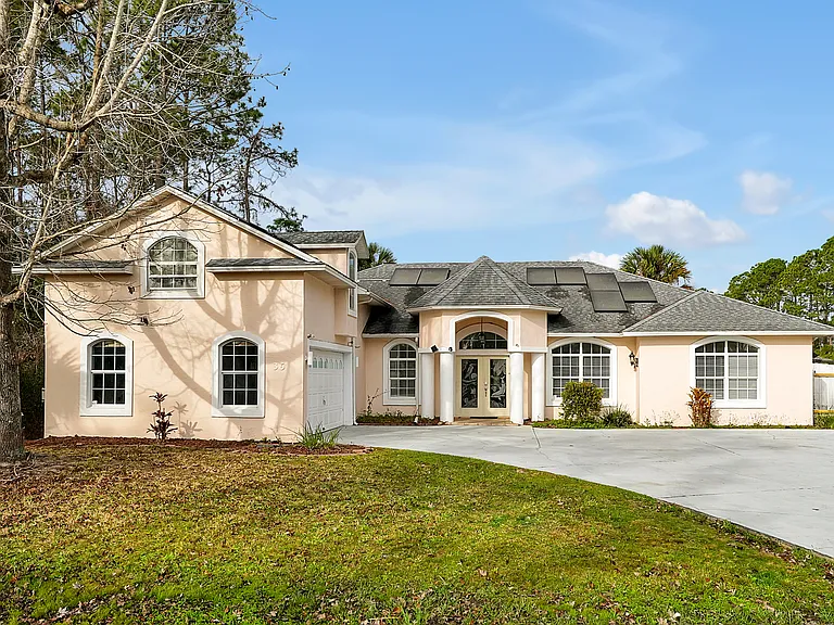 36 Pinetree Dr — Photo 4