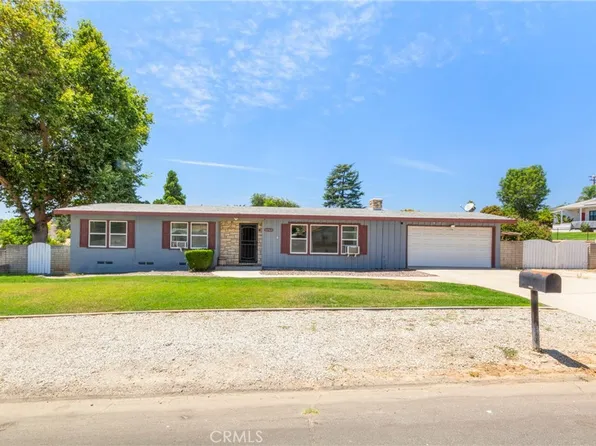 12368 Overcrest Dr, Yucaipa, CA 92399