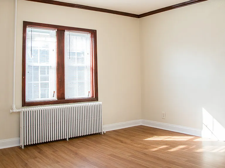 1715 Capitol Ave NE #3 — Photo 2
