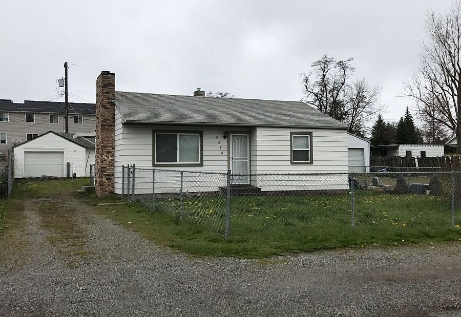 2nd image of 6614 E 3rd Ave