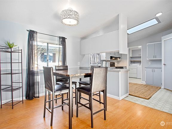 5th image of 704 87th Avenue NE #49