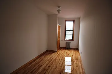 Rented by Capri Jet Realty Corp