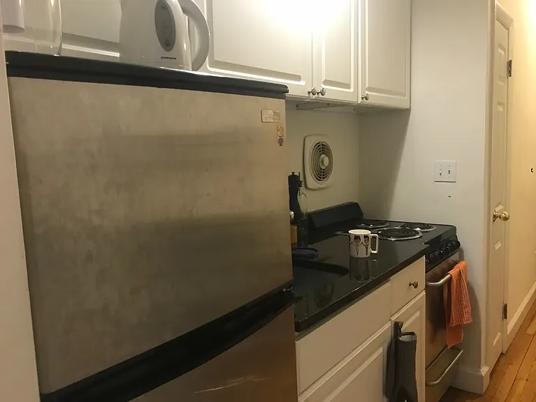 499 Beacon St #5 — Photo 5