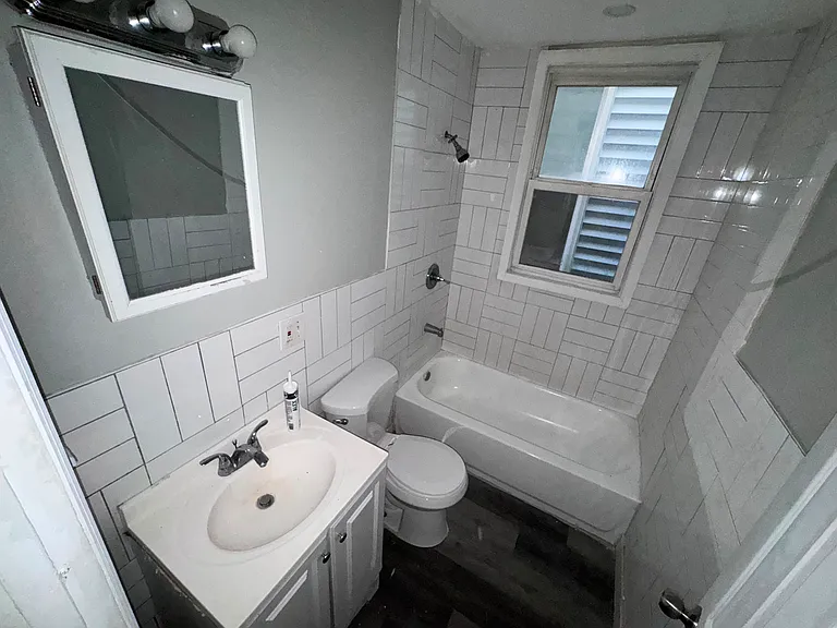 159 Myrtle Ave #1F — Photo 5