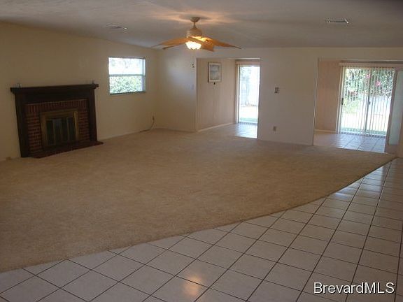 4th image of 250 Coral Dr