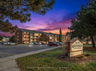 580 Armstrong Rd #301, Kingston, ON K7M 8M3