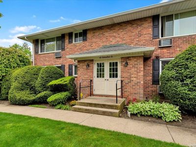 42 Edmunton #A18, North Babylon, NY, 11703