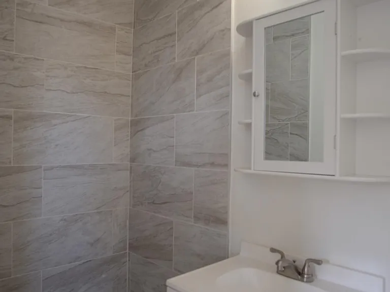 721 E Joan Pl — Photo 12