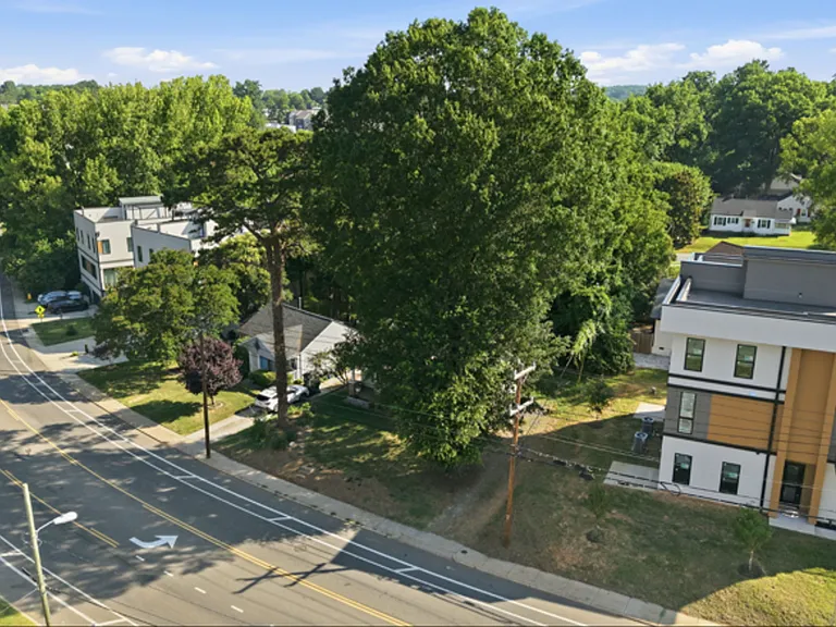 2508 Rozzelles Ferry Rd — Photo 16