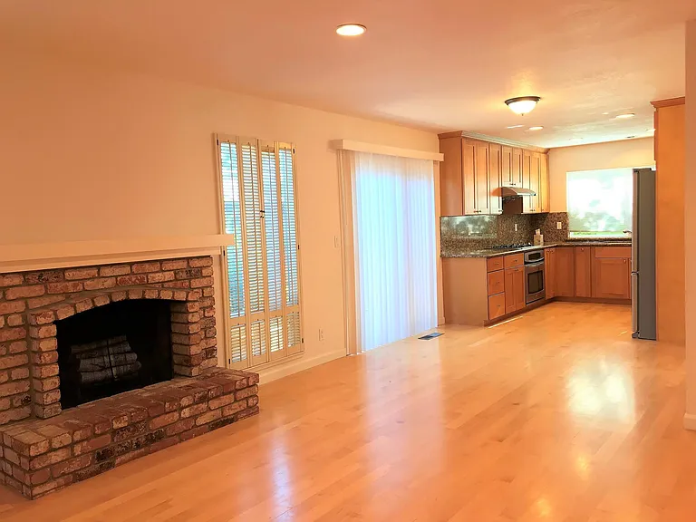 Family Room to Kitchen