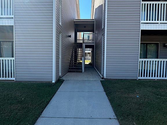 2nd image of 6642 Willow Pointe Dr NW #C