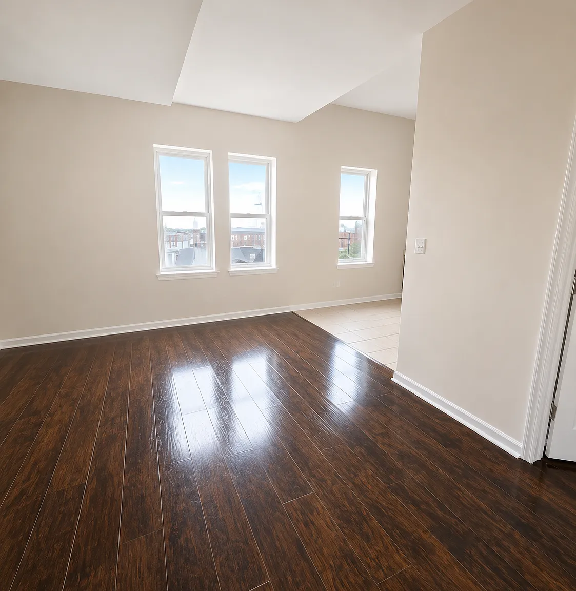 2 bed, 650 sqft, $2,150 — Photo 3