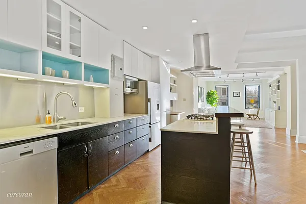 Sold by Corcoran | media 1