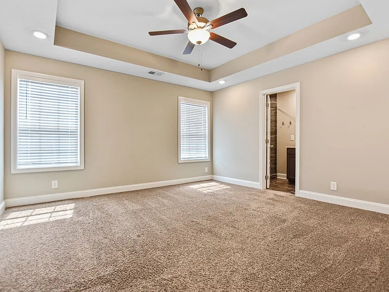 410 Irish Hills Dr — Photo 9