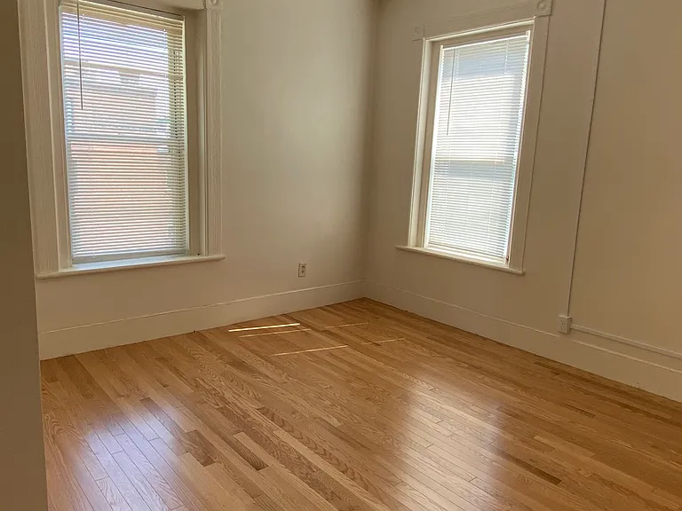 24 Eden St #4 — Photo 6