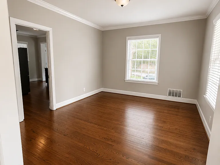 700 Warwick Rd — Photo 8