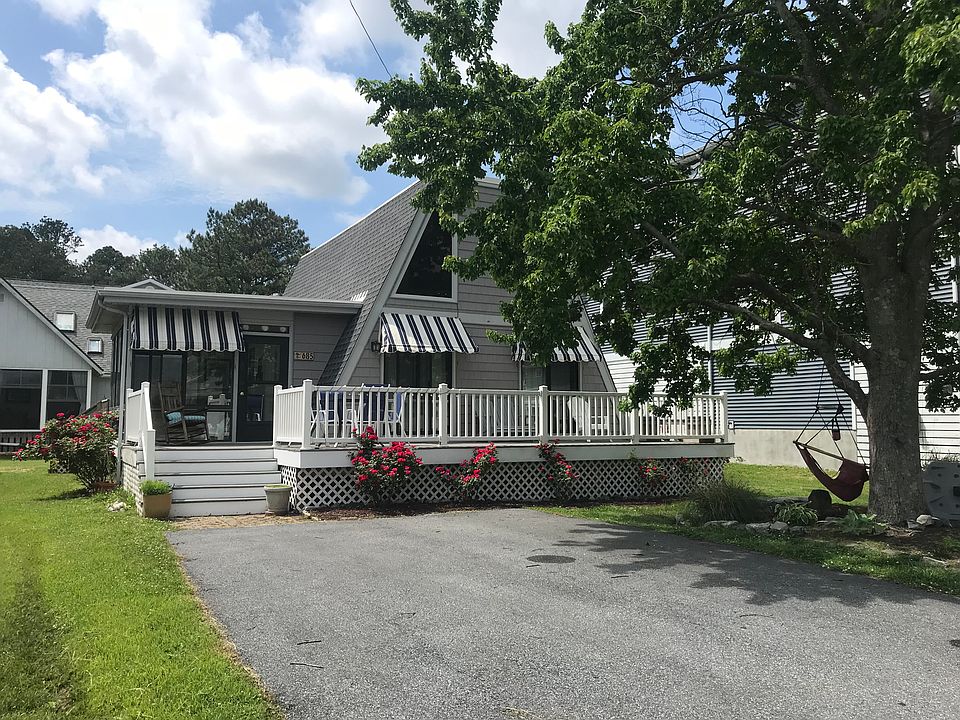 1st image of 685 Evans Ave