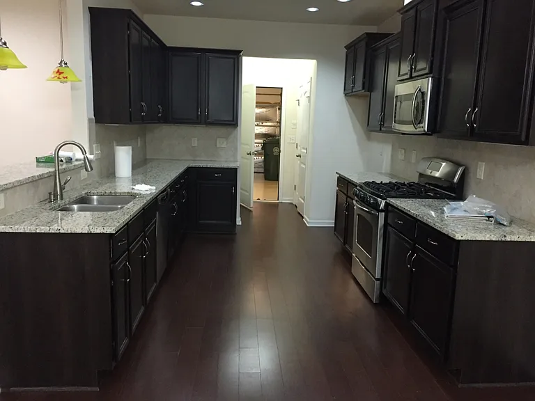 530 Whitworth Ln — Photo 19