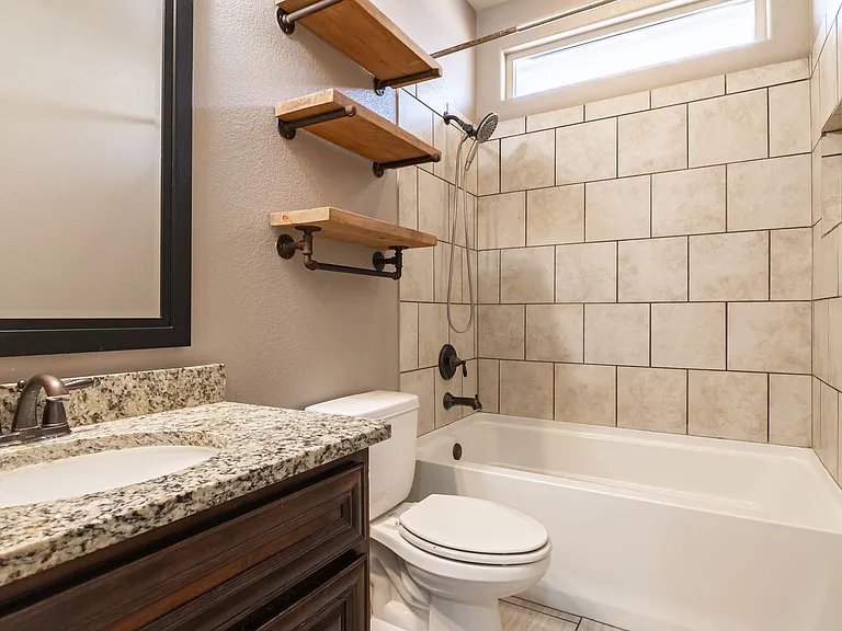 6408 Hall Of Fame Blvd — Photo 16