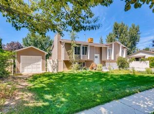 11054 S Lynford Dr, Sandy, UT 84092
