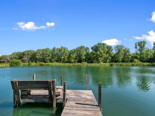 W281N5065 Jerilane COURT, Pewaukee, WI 53072