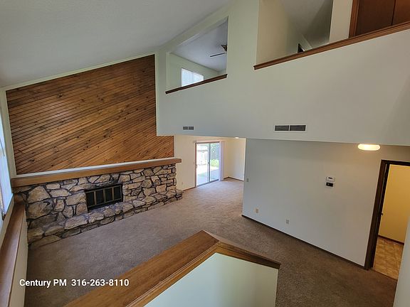 3rd image of 2346 N Walden Dr