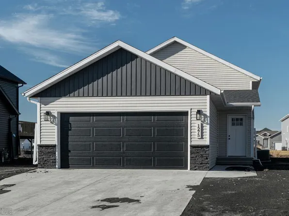 1275 Marlys Dr W, West Fargo, ND 58078