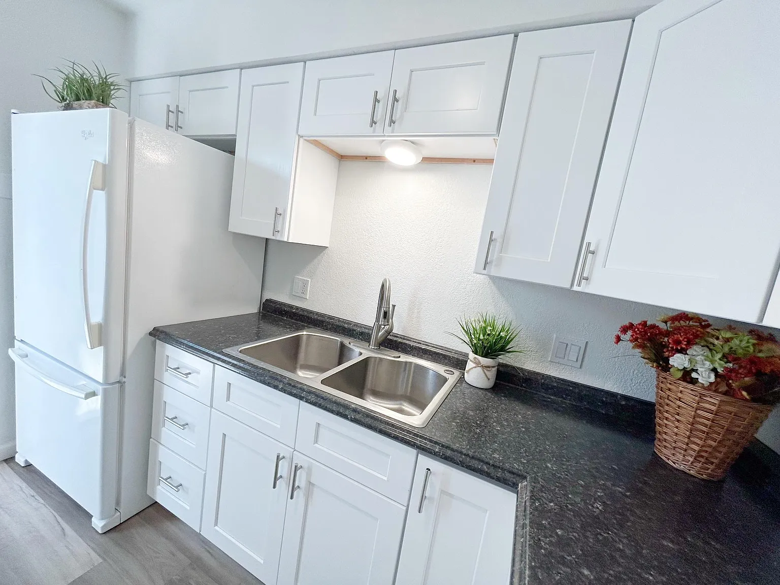 4615 E Caballero St — Photo 3