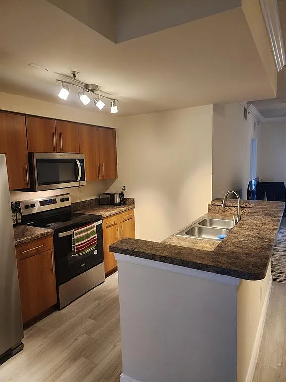 3 bed, 1315 sqft, $2,750 — Photo 1