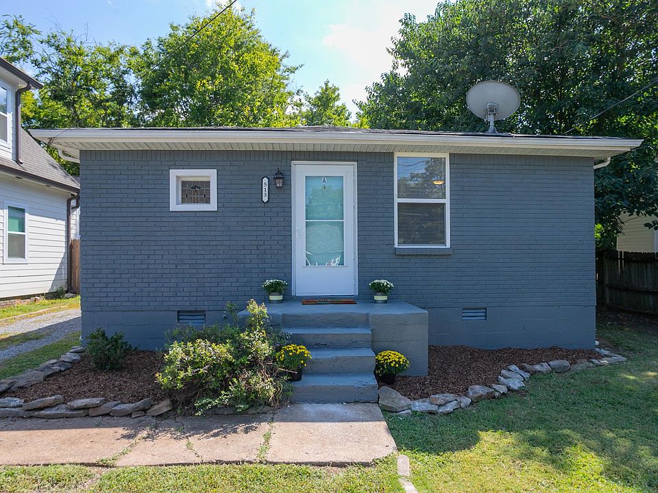 Welcome Home to this beautifully renovated apartment in amazingly convenient location! Everything is new!