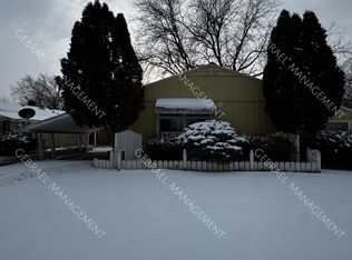 3102 Briarwood Dr, Flint, MI 48507