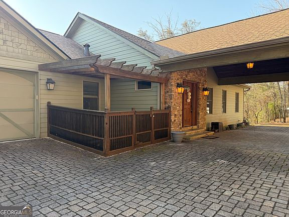 4th image of 120 Ridgeland