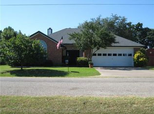 3929 Country Meadows Rd, Granbury, TX 76049