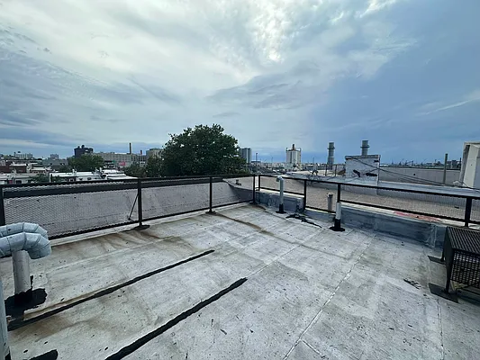 Rented by Yup Realty LLC | media 21