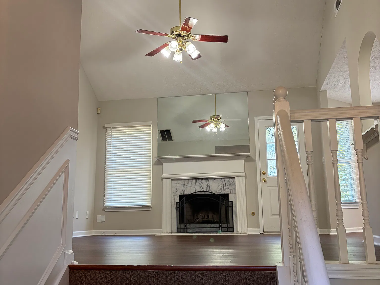 4 bed, 2.5 bath, 2108 sqft, $2,350 — Photo 2