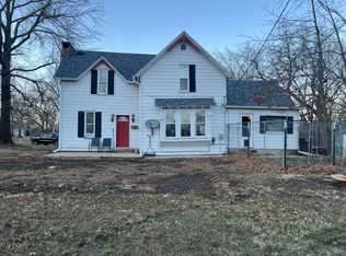 437 S State St, Lamoni, IA 50140