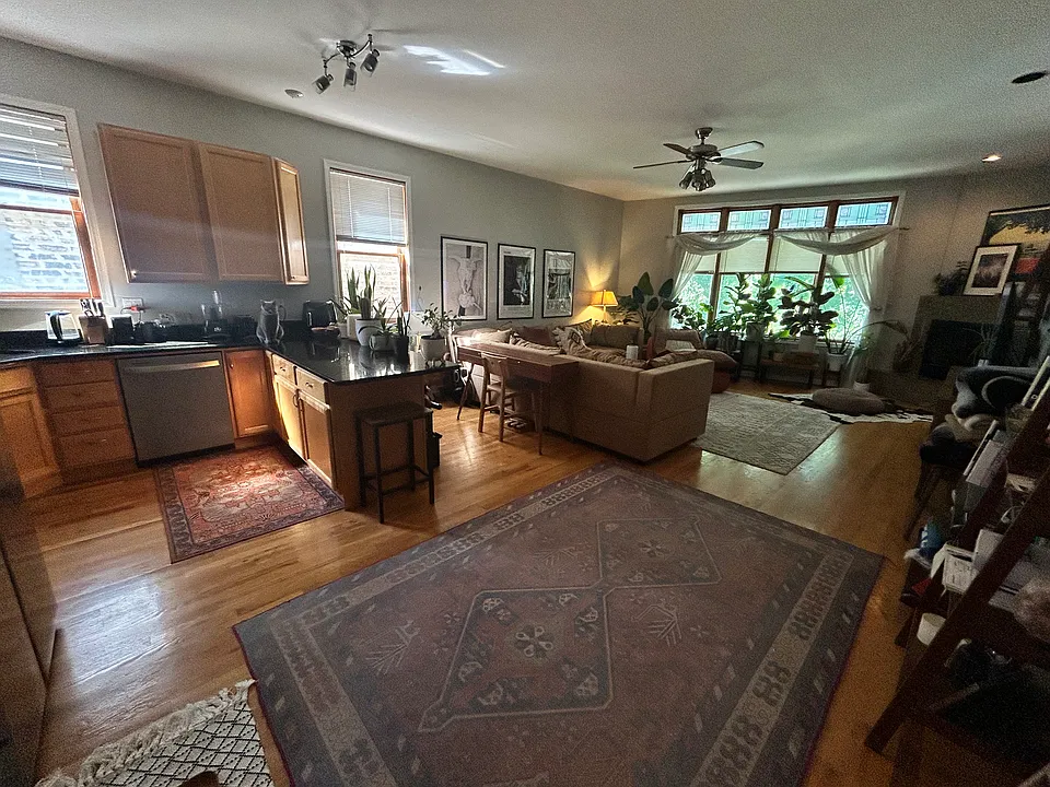 1757 N Humboldt Blvd #2