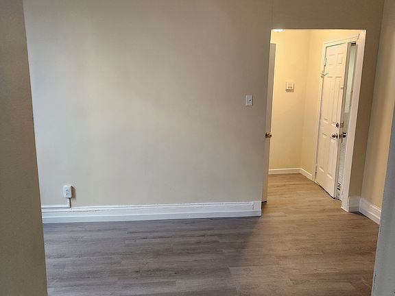 5th image of 23 Belvidere Ave APT 23
